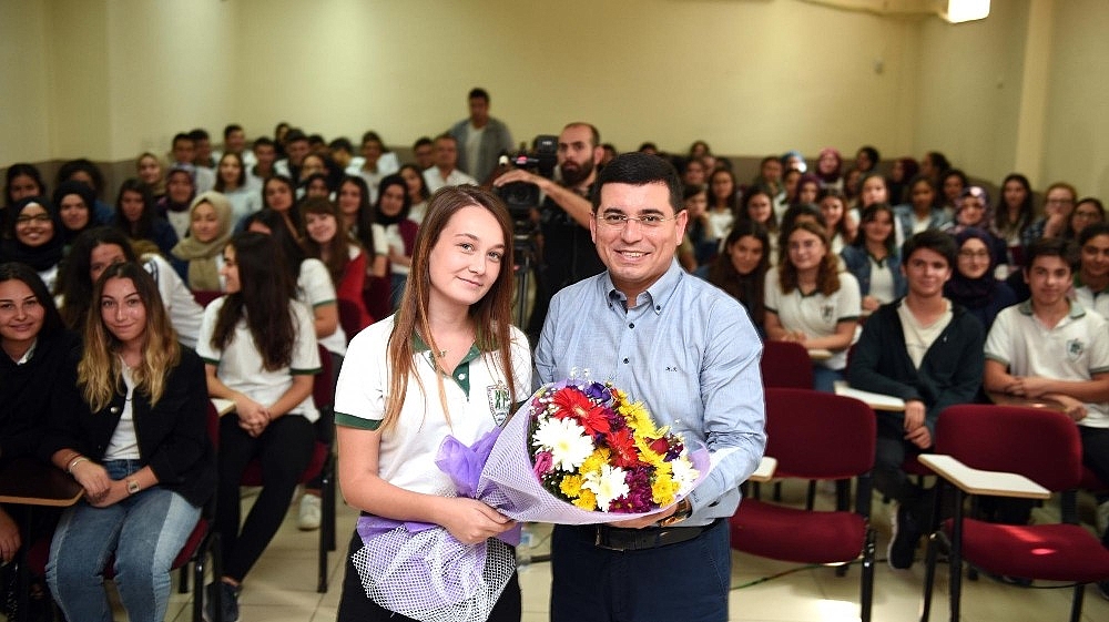 Kepez'e 160 bin metrekarelik meydan