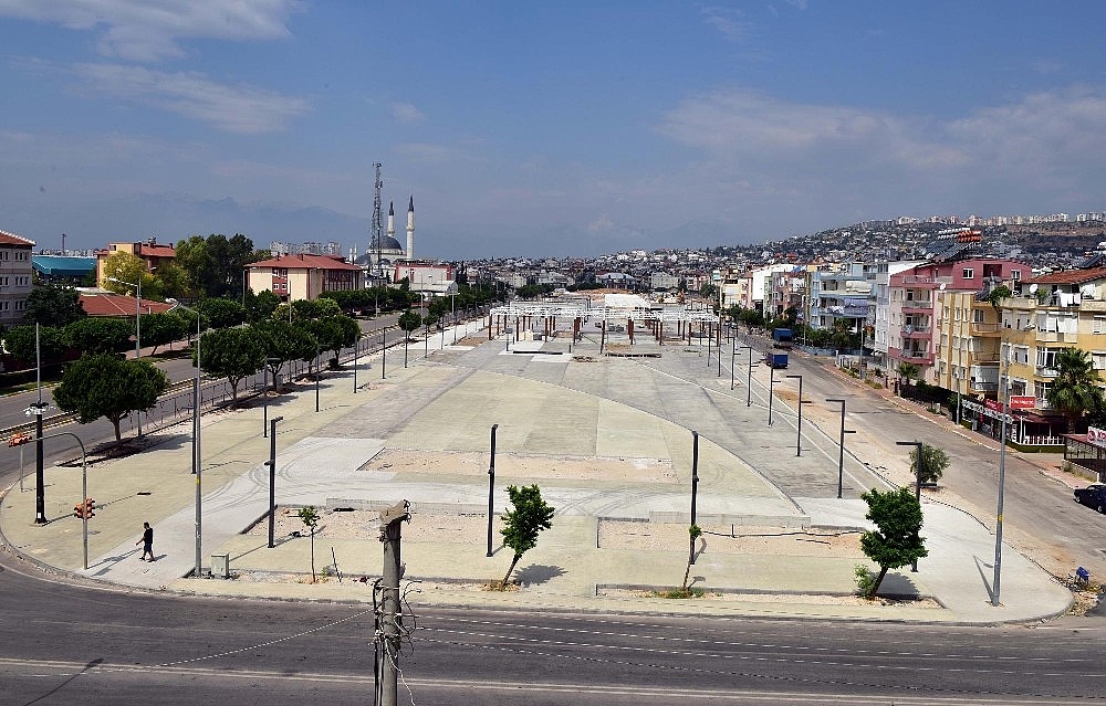 Kepez'e 160 bin metrekarelik meydan