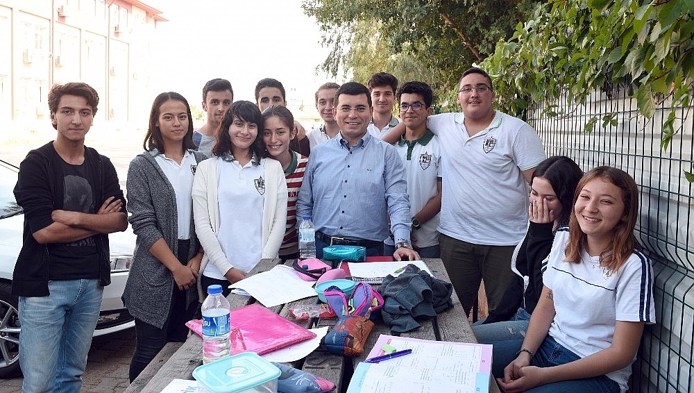 Kepez'e 160 bin metrekarelik meydan