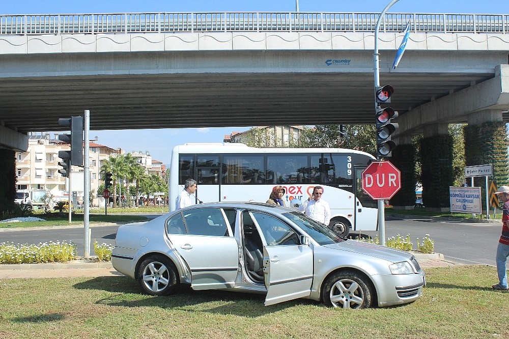 Manavgat'taki kaza ucuz atlatıldı!