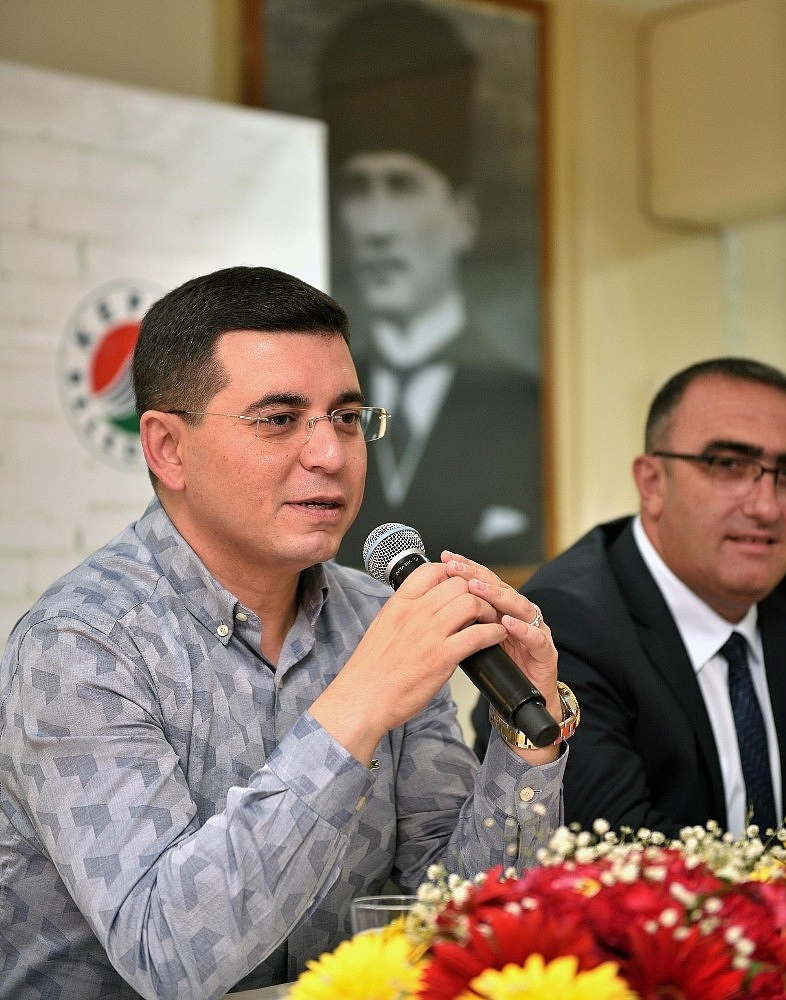 Tütüncü'den gençlere üniversite ve kamp müjdesi