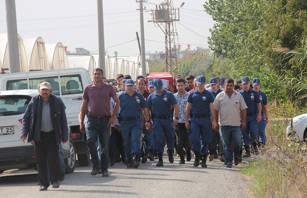 Uzman çavuş memleketinde defnedildi