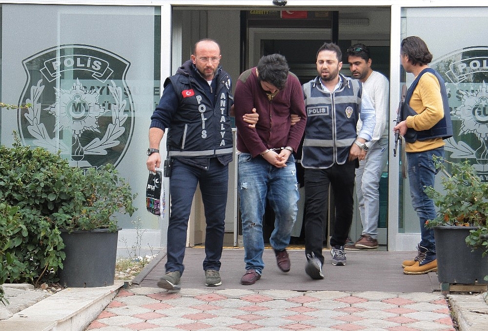 Antalya'da dolandırıcılık operasyonu!