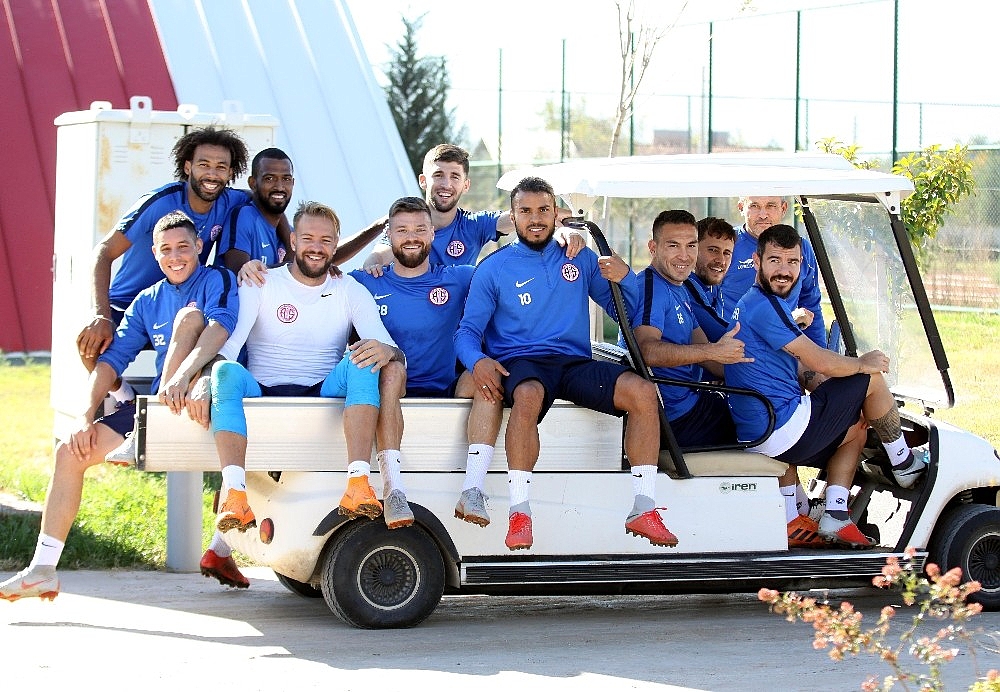 Antalyaspor, Akhisar maçını kazanmak istiyor