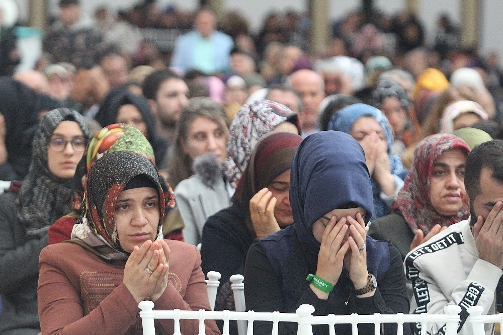 Bakan Selçuk, 15 Temmuz şehit aileleriyle bir araya geldi