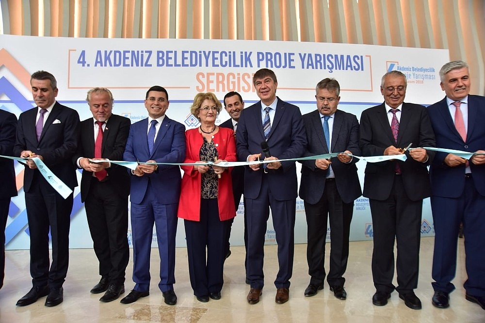 Belediyelerin 'EN'leri ödüllendirildi
