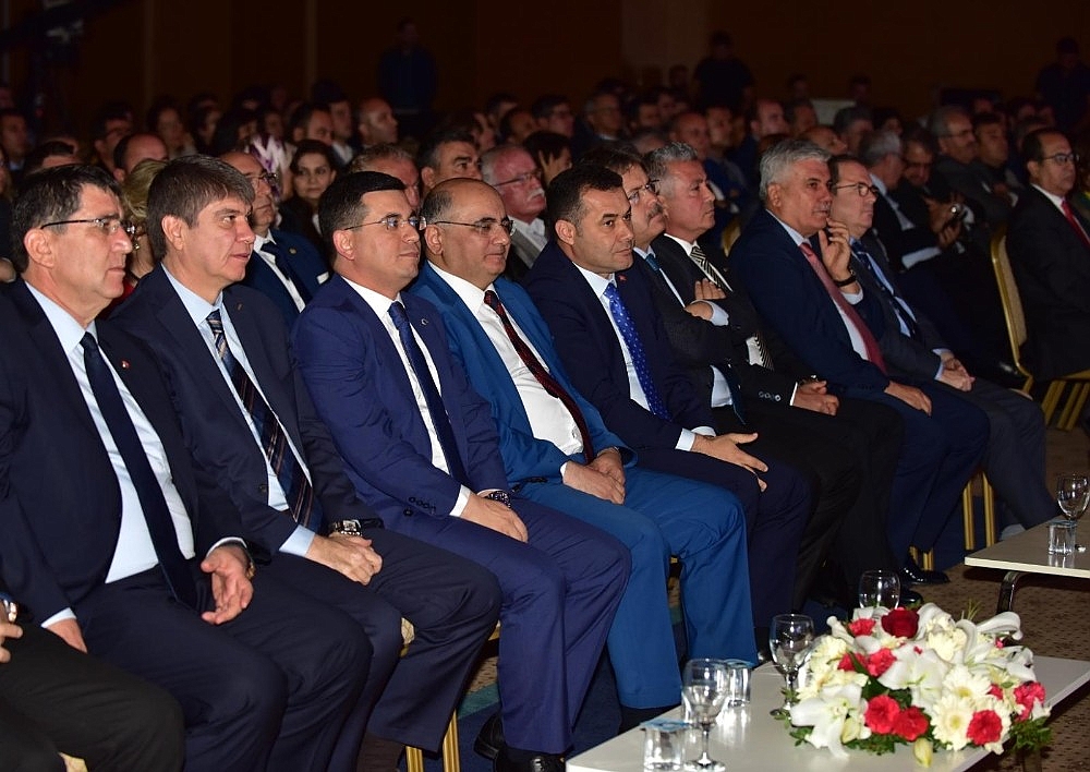 Belediyelerin 'EN'leri ödüllendirildi