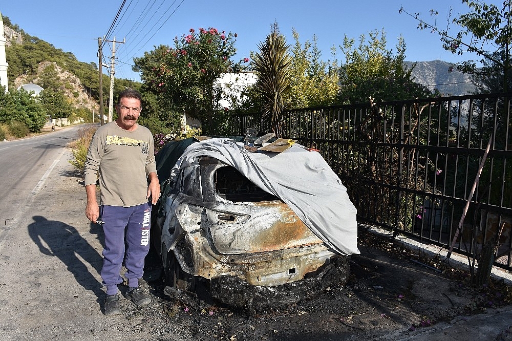 Kumluca'da araç yangını!