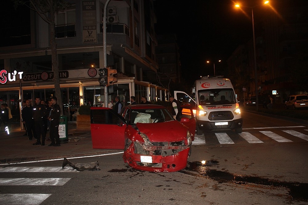 Manavgat'ta trafik kazası! (Videolu)