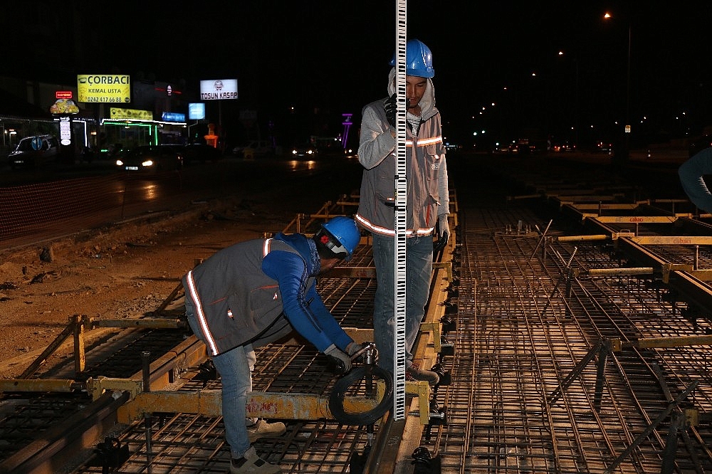 Raylı sistemde 724 aralıksız çalışma