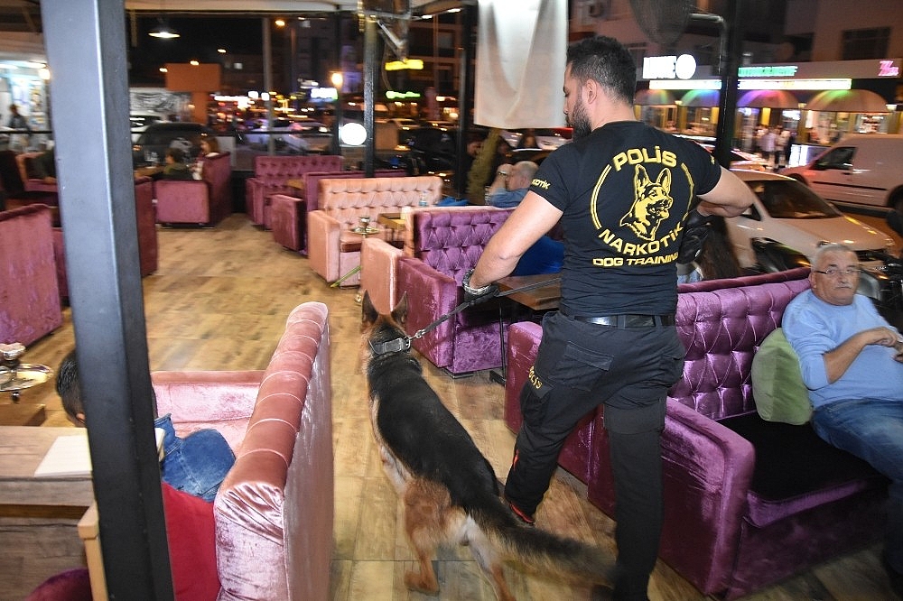 Üniversite çevresinde uyuşturucu denetimi!