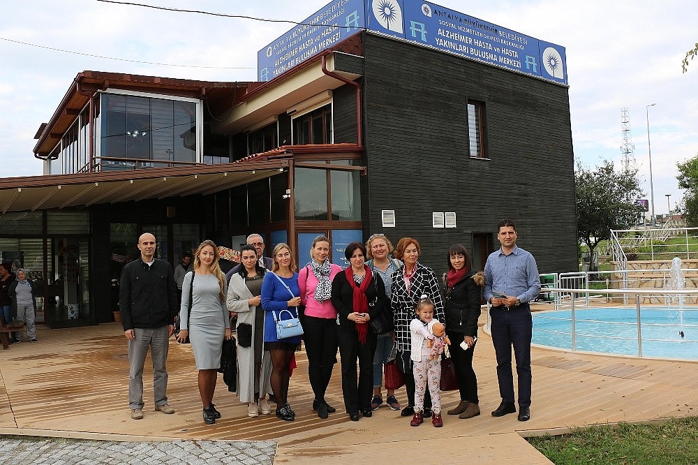 Yerleşik yaşayan yabancılardan Büyükşehir'in projelerine tam not