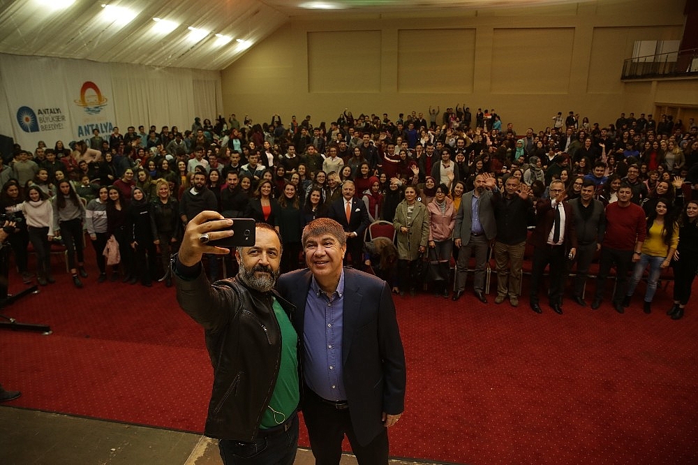 Başkan Türel'den Kemer'e salon ve kongre merkezi müjdesi