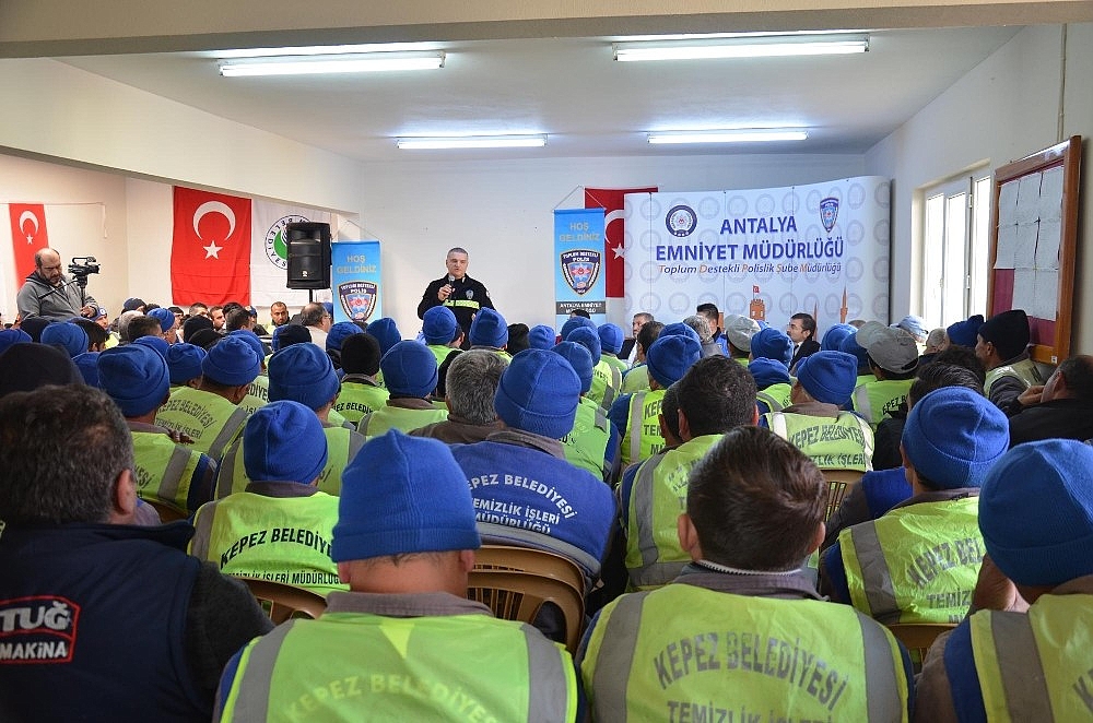 Belediye personeline eğitim semineri