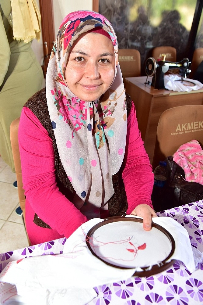 AKMEK'de 2018 yılında 68 branşta, 101 farklı kurs açıldı