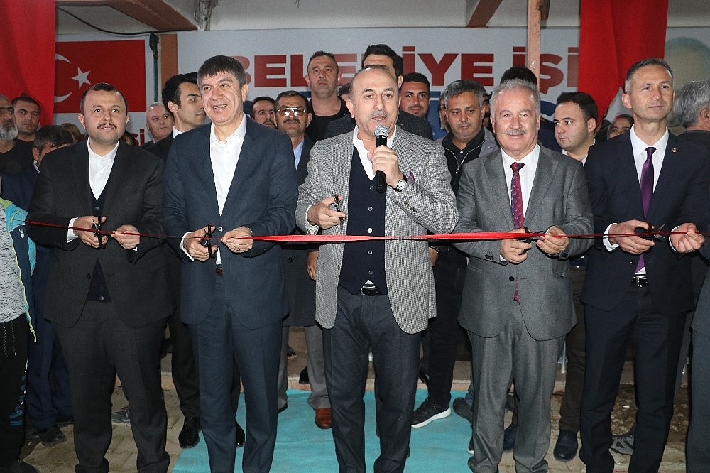 Çavuşoğlu: "PKK'nın izni olmasa bir adım atamaz"