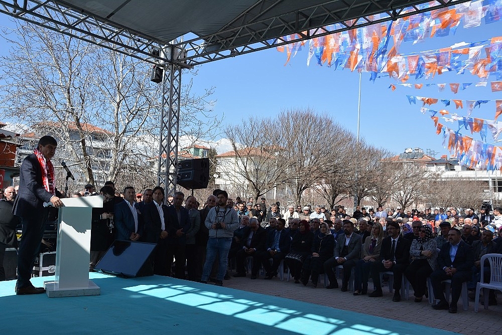 Başkan Türel: "Delikanlı olsunlar"