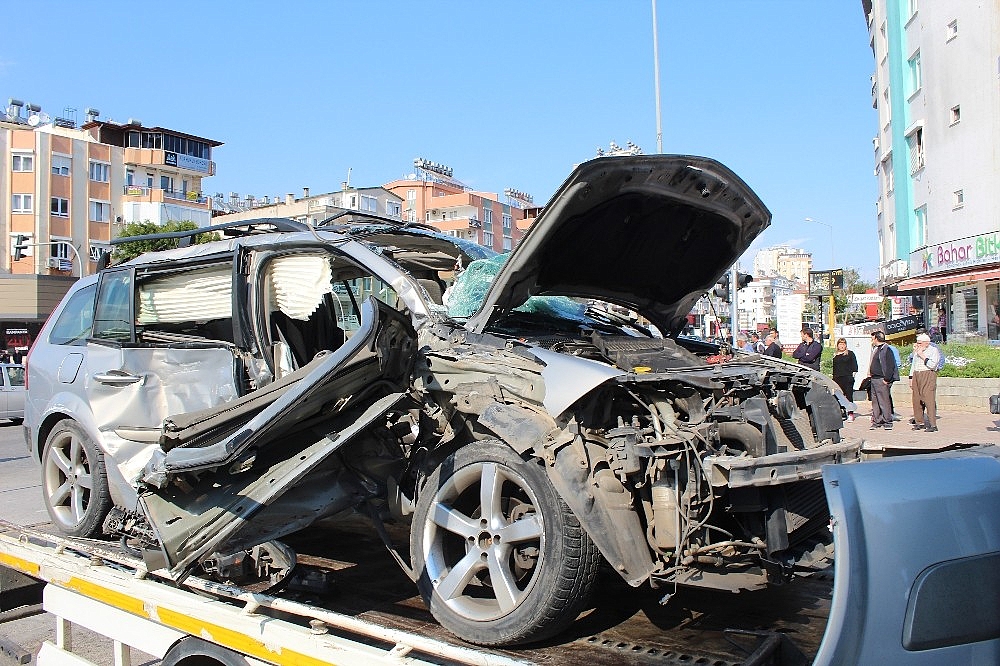 Antalya'da trafik kazası!