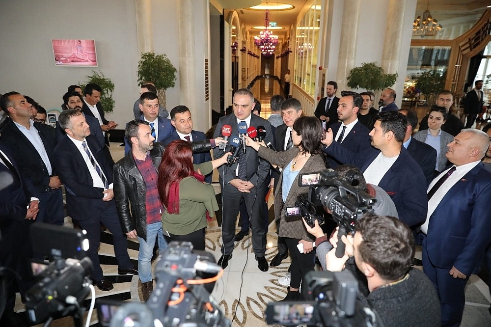 Bakan Ersoy: "Turizm anlayışımız Türkiye'de değişiyor"