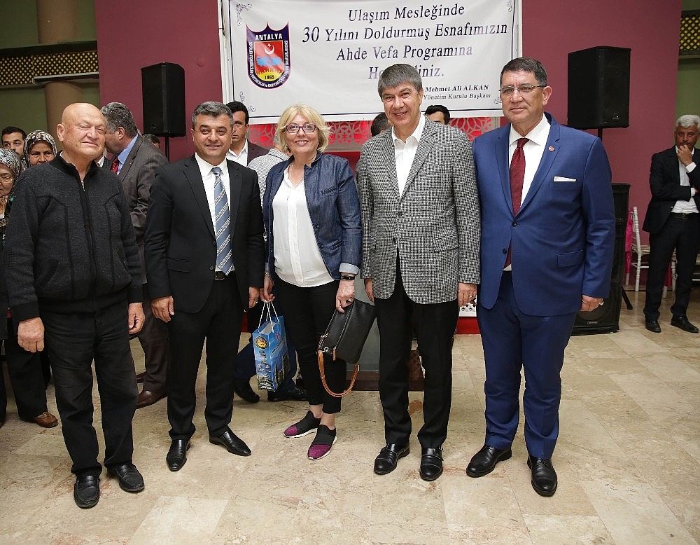 Başkan Türel, otobüs ve taksicilerle buluştu
