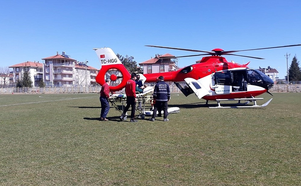 Hava ambulansı, Rabia teyze için havalandı!