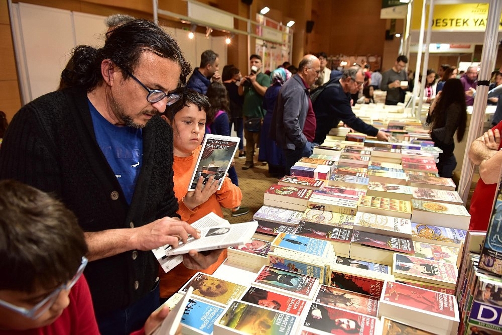 Kepez Kitap Fuarı'na rekor ziyaretçi