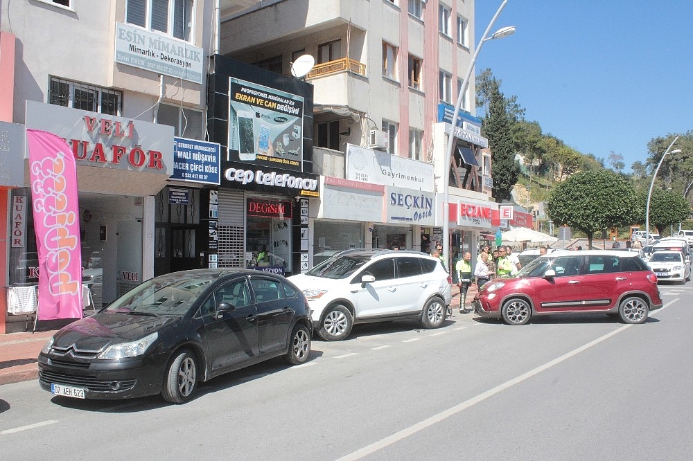 Manavgat'ta zincirleme kaza!