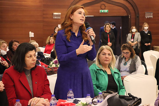 CHP'li kadınlar STK'larla buluştu