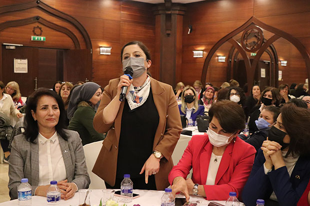 CHP'li kadınlar STK'larla buluştu