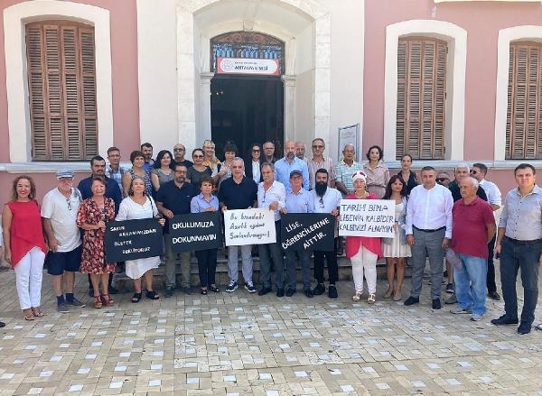Başkan Esen: Antalya Lisesi'ne sahip çıkmalıyız