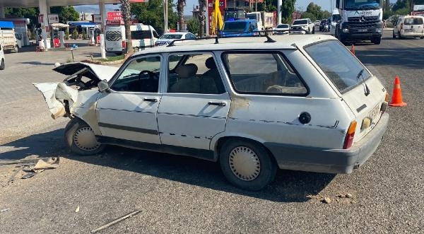 Kaş'ta trafik kazası: 2 yaralı