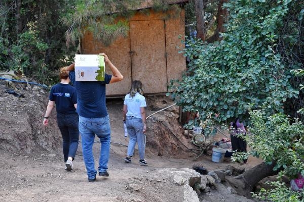 Konyaaltı ekipleri, vatandaşın ayağına gidiyor