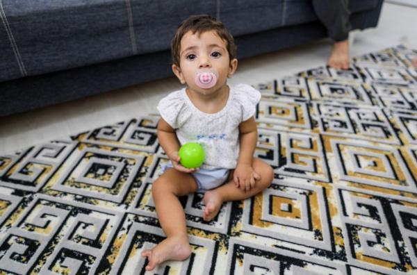 Kumsal bebek büyüdükçe kalbindeki delik de büyüyor