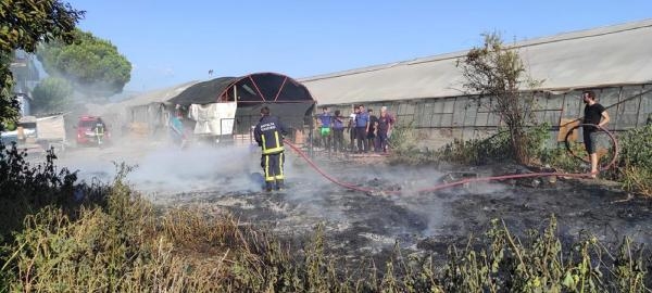 Zabıta ekibinin dikkati, yangına hızlı müdahaleyi sağladı