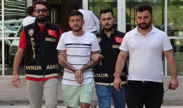 ‘Kuşçu’ yine kafese girdi