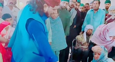 İlginç şifa yeteneği: Ellini sallayan adam, yatalak kadını ayağa kaldırdı!"