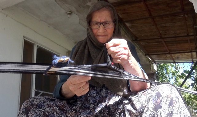 Elif Teyze 'kolan' kültürünü yaşatıyor
