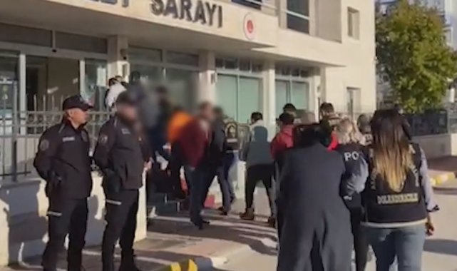 Telefonda kendilerini polis olarak tanıtıp 10 milyon lira dolandıran 7 şüpheli tutuklandı
