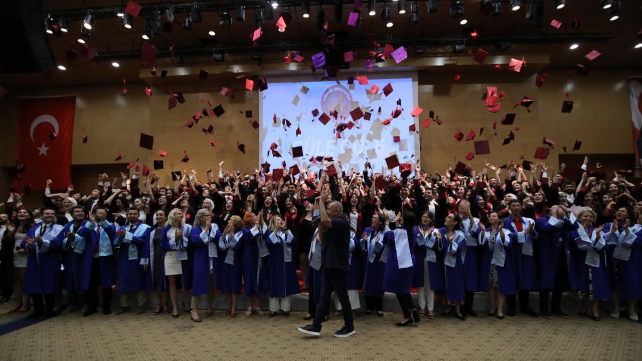 238 hekim yemin ederek mezun oldu