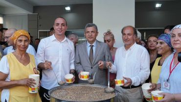 Konyaaltı'nda aşure lokması programı