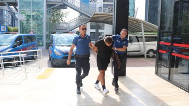Polise hakaret eden şüpheli, gözaltına alındı